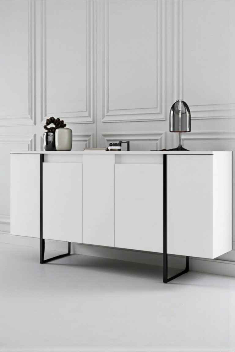 Повеќенаменска комода Маури